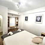 Old Town T3 With Balcony Διαμέρισμα