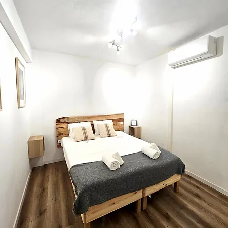 아파트 Old Town T3 With Balcony *