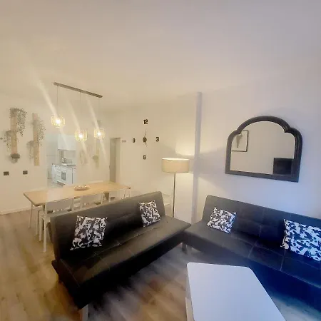 Apartment Old Town T3 With Balcony