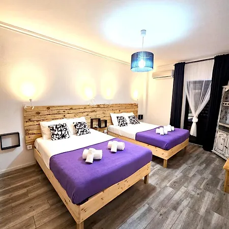 Old Town T3 With Balcony Apartment
